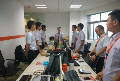 誠信為基，專業(yè)為本 房訊網(wǎng)，您值得信賴的房產(chǎn)服務(wù)伙伴